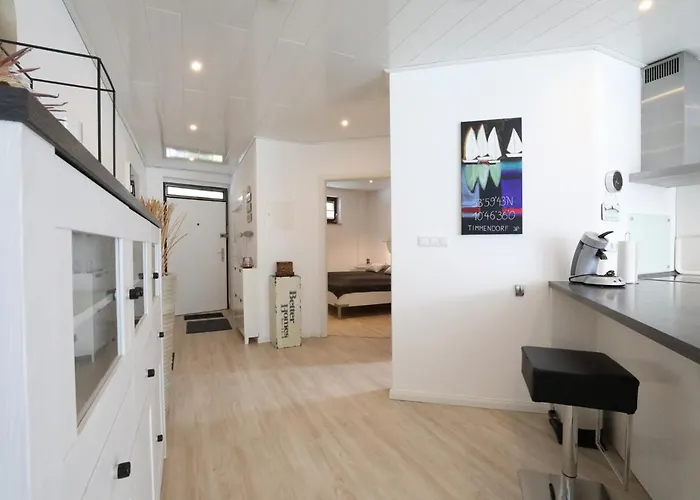 Apartment Beachhouse9 *