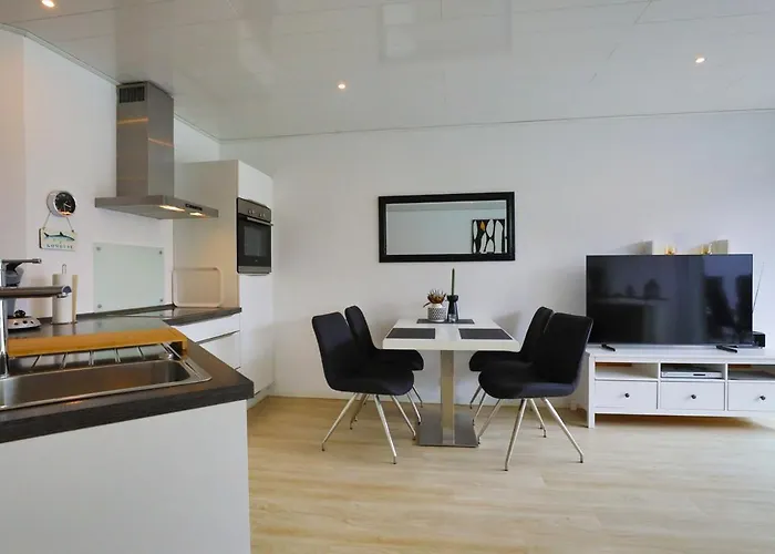 Apartment Beachhouse9 *